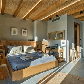6 bedroom villa with pool, East Paros, sleeps 12
